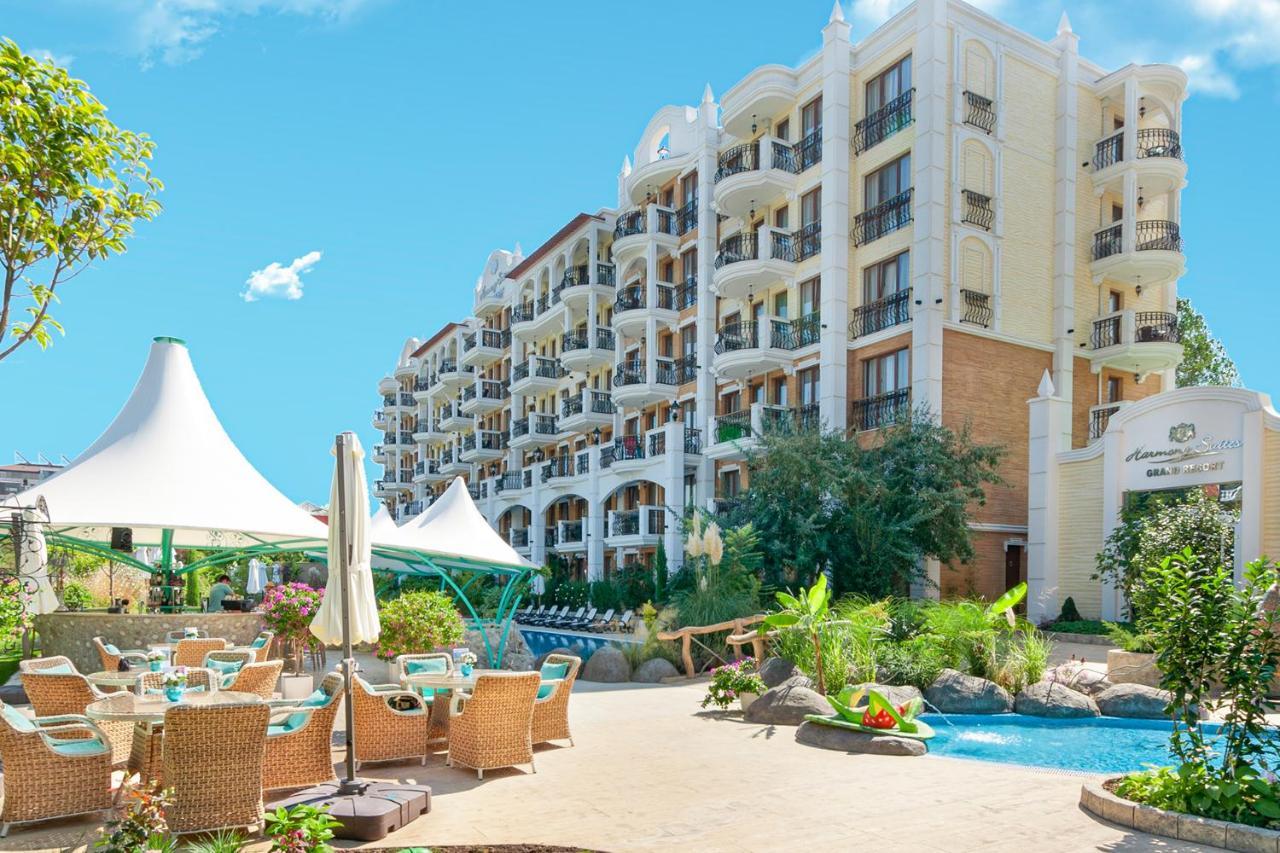 Harmony Suites Grand Resort Pantai Sunny Bagian luar foto