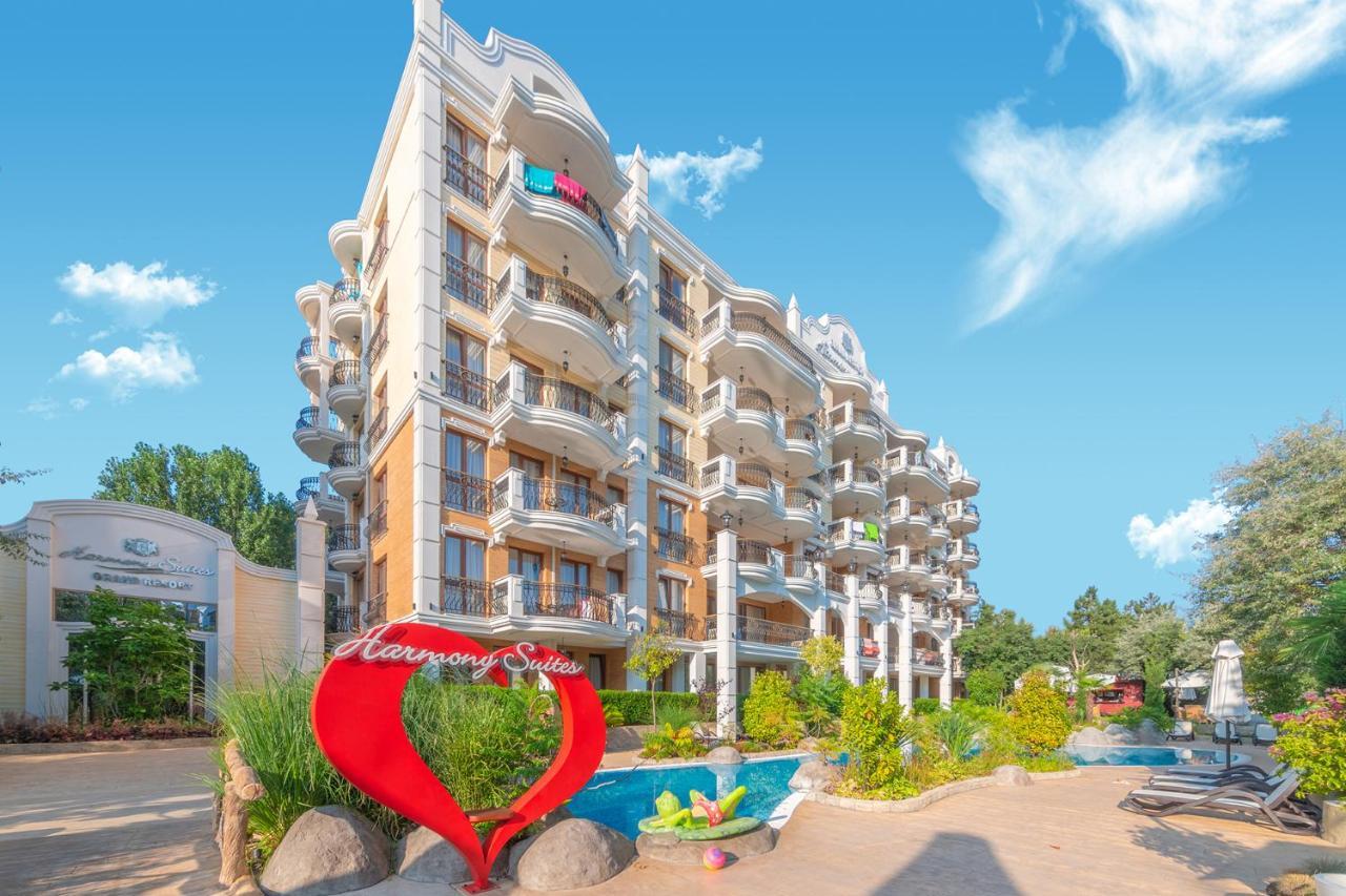 Harmony Suites Grand Resort Pantai Sunny Bagian luar foto