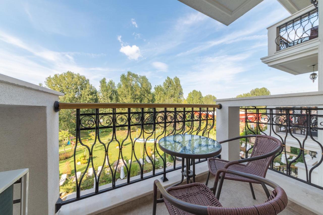 Harmony Suites Grand Resort Pantai Sunny Bagian luar foto