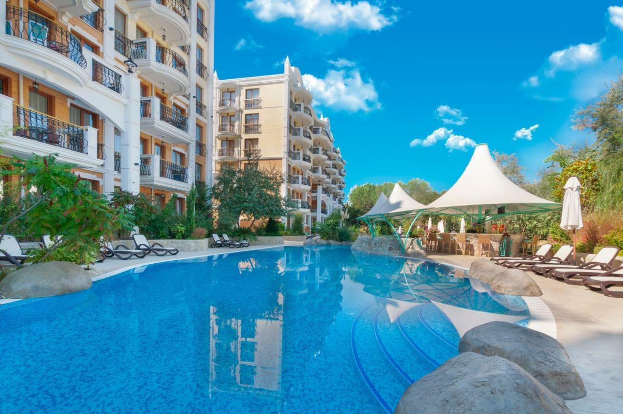 Harmony Suites Grand Resort Pantai Sunny Bagian luar foto